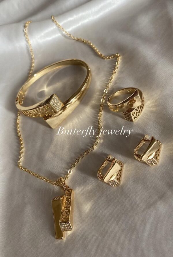 Parure 4 pieces – Image 2