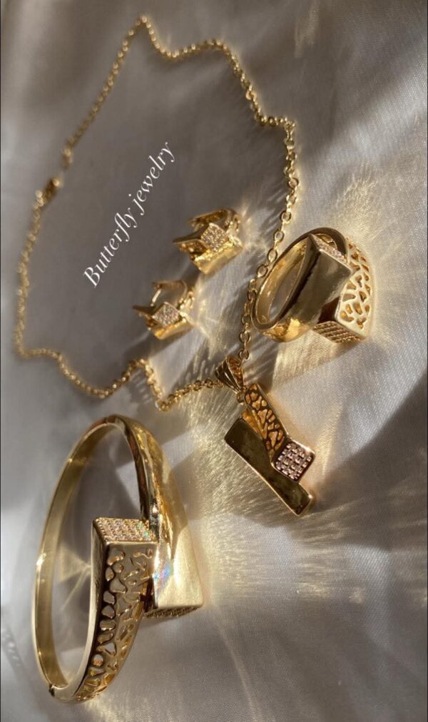 Parure 4 pieces – Image 3