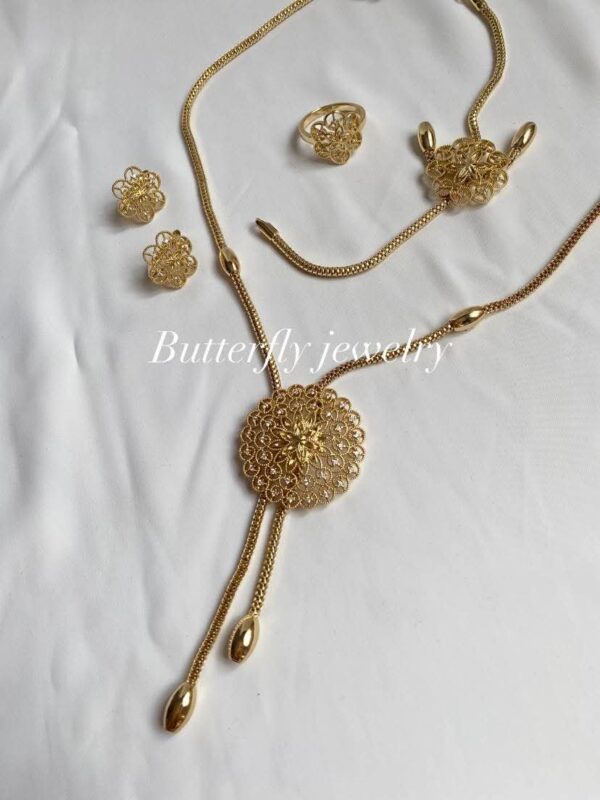 Parure 4 pièces