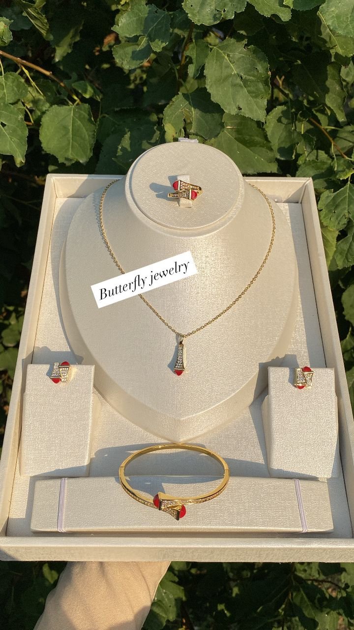 Parure 4 pieces – Image 2