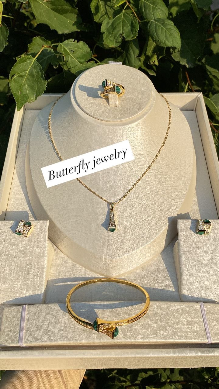 Parure 4 pieces – Image 3